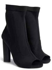 stivali stivaletti traforati